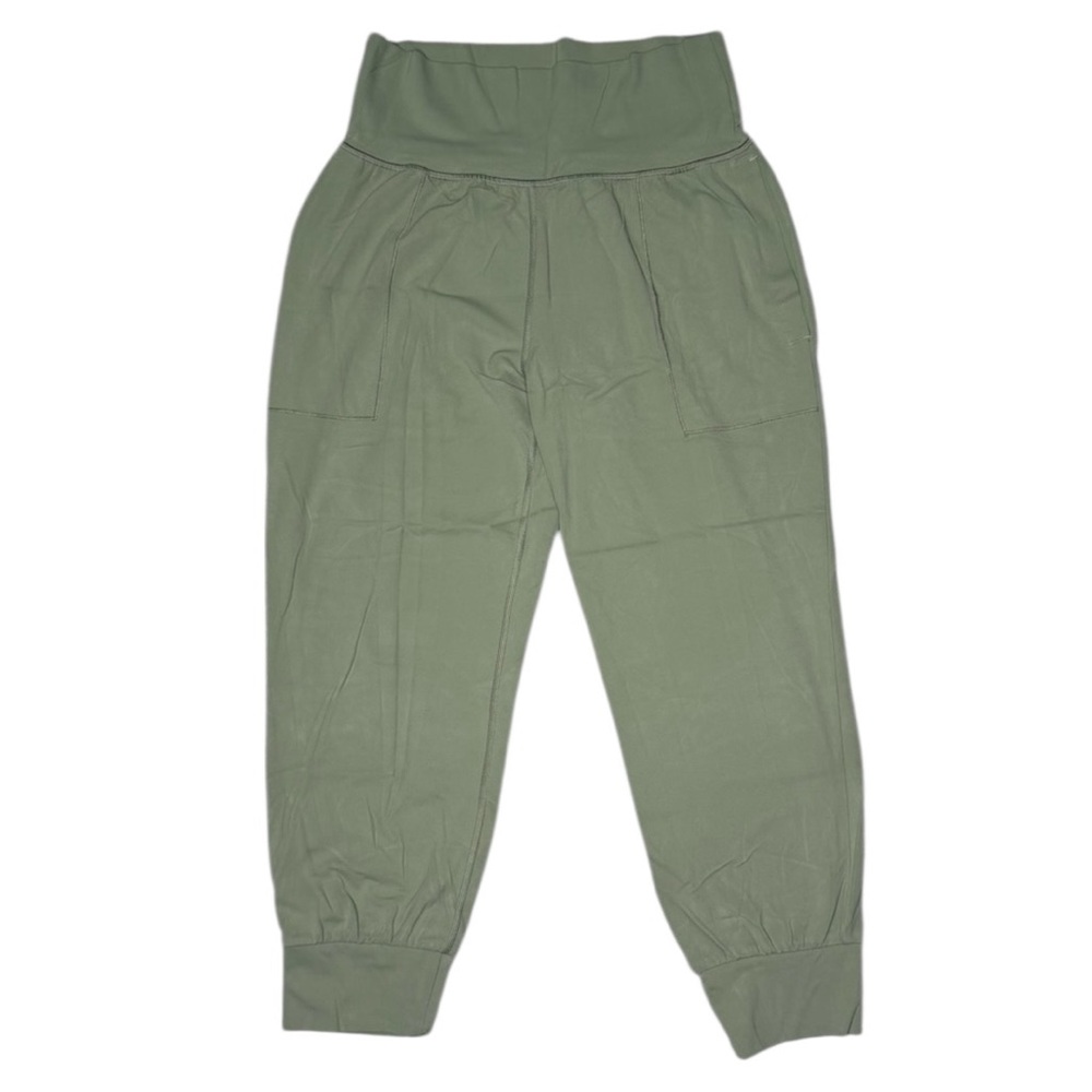 Athleta Salutation Crop joggers